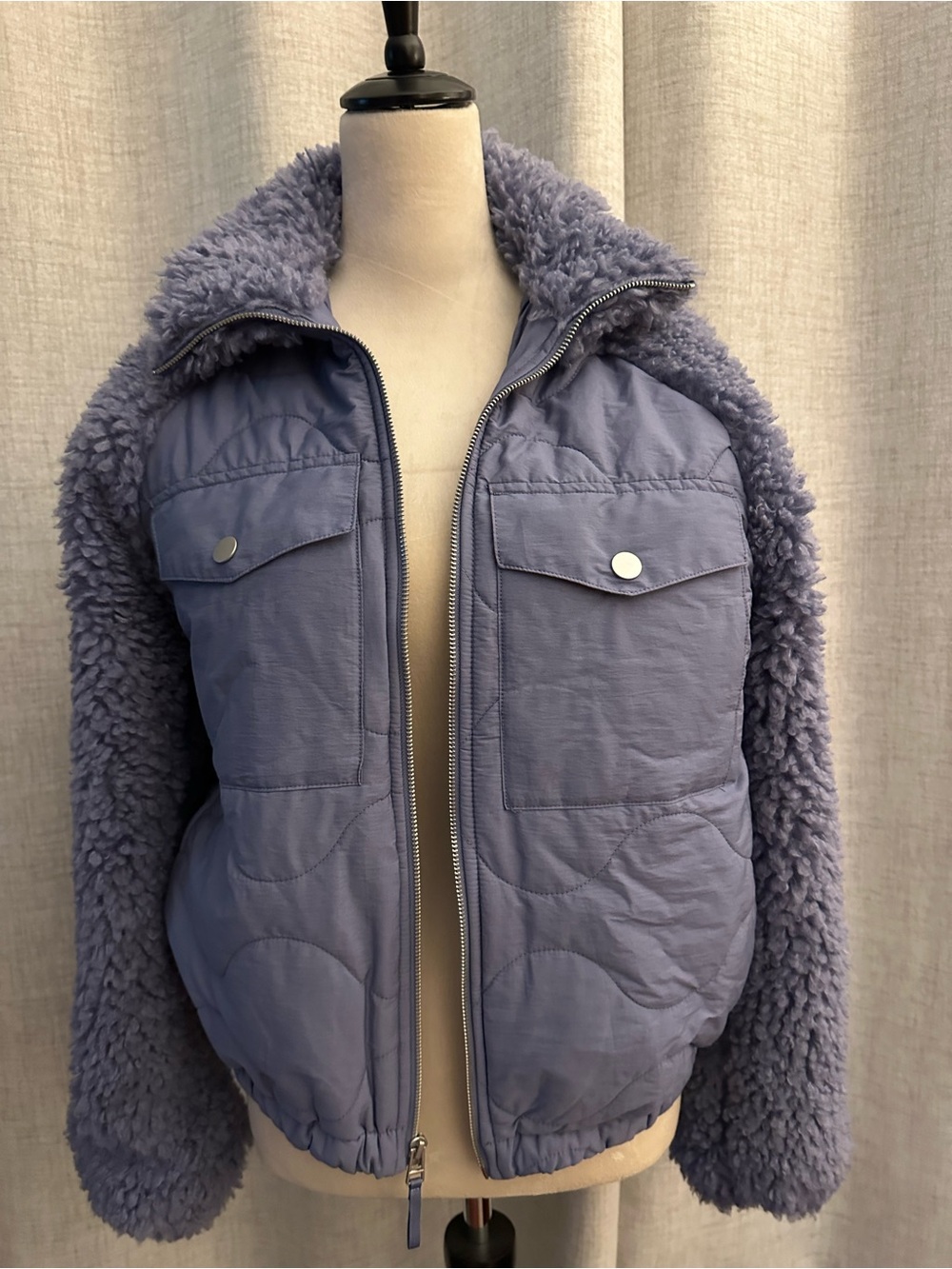 Universal Thread Blue Sherpa Sleeve Quilted Front Jacket